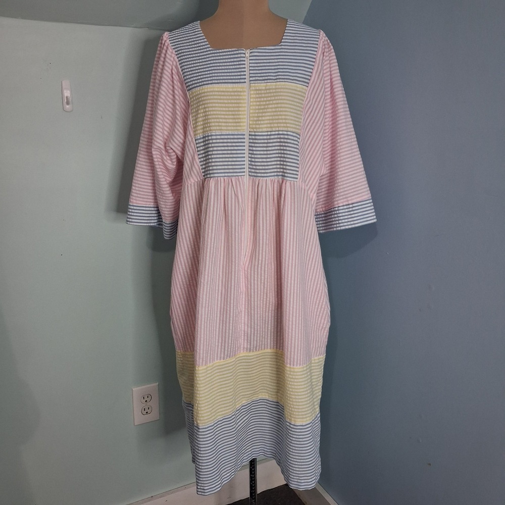 Saybury Pastel Seersucker Striped Vintage House Dress Zip Front Midi Pink Blue L